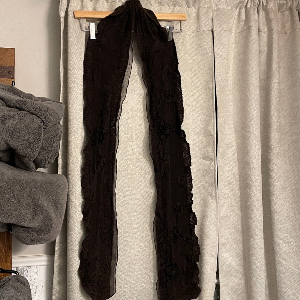 Coldwater Creek Dark Brown Lace Scarf with nice flower detail